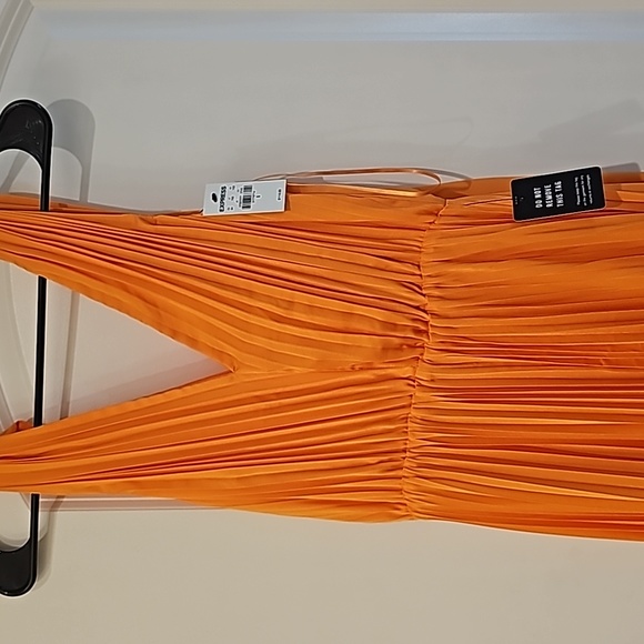 NEW Express Satin Pleated Maxi Dress, Small, Color Block-Cantelope - Picture 2 of 3